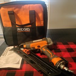 Ridgid Pneumatic 15 Gauge 2-1/2” Angle Finish Nailer With Drive Technology 
