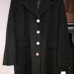 MICHAEL Michael Kors
Women's Collared Button-Front Coat