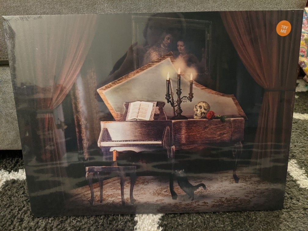 New LED Haunted Piano Canvas With Lights And Music 