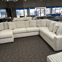 Deep And Soft Cream Sectional Couch 