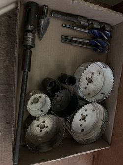 Lenox Carbide Tip Hole Saw and Irwin Speedbor Brill bits Lot