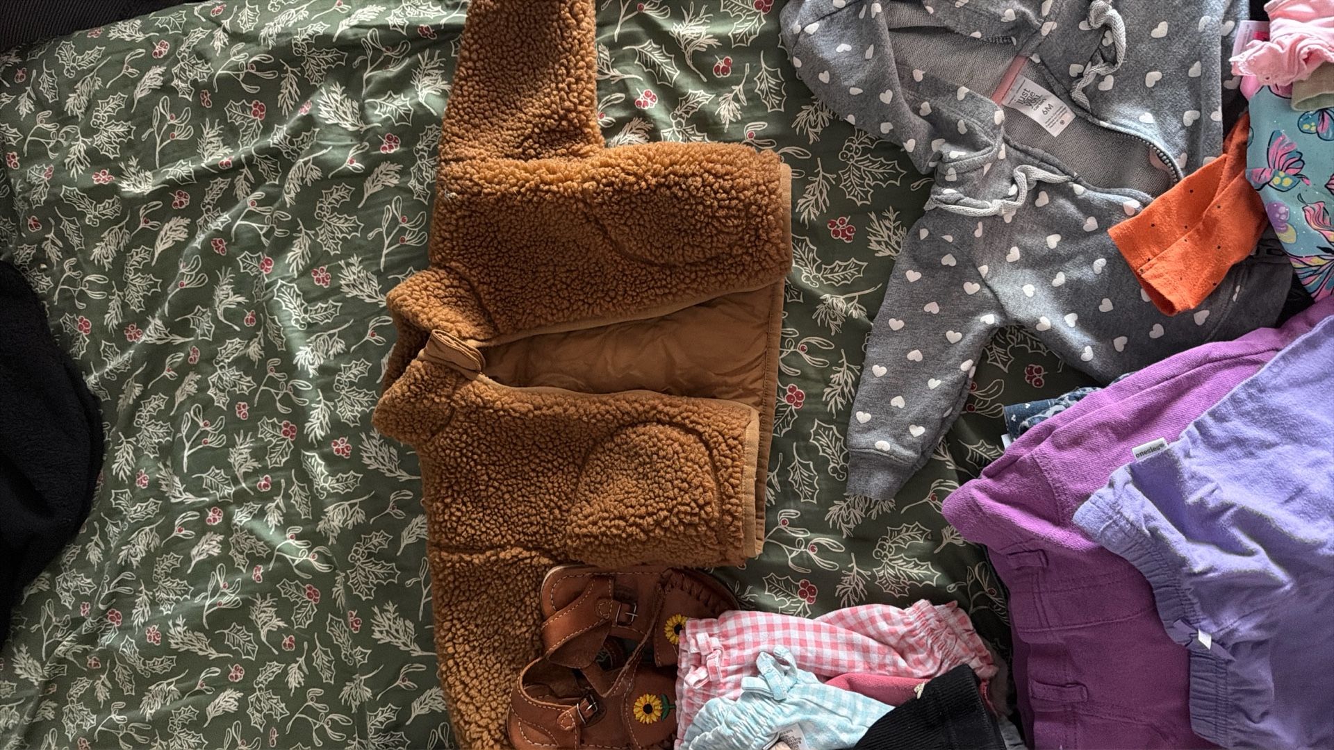 Free Two Bags Of Baby Girl Clothes