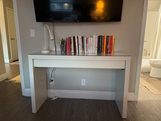 IKEA MALM White Vanity / Desk