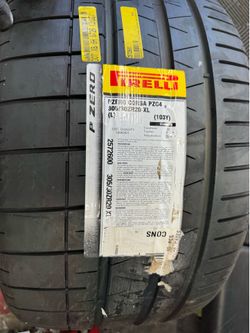 (1) 20” Pirelli Corsa PZC4 305/30/20 brand new tire