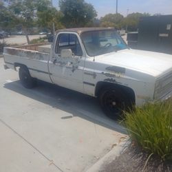 C10 Custom Deluxe 