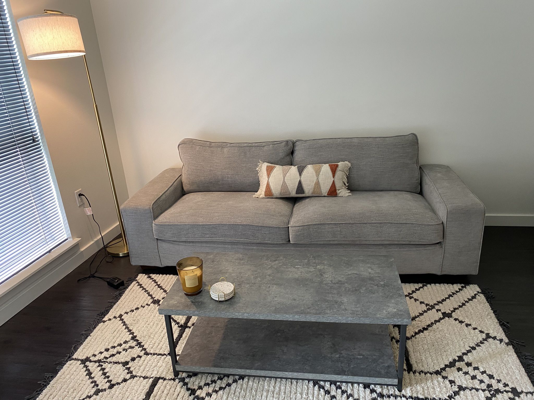 Selling: Sofa, coffee table, lamp