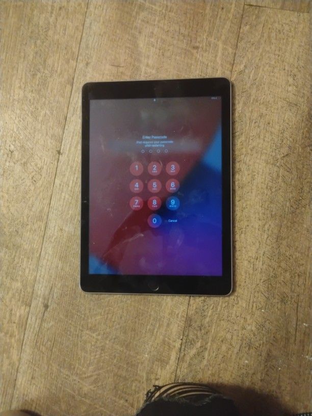Apple iPad A1566 5th Gen Password Locked But Works Great