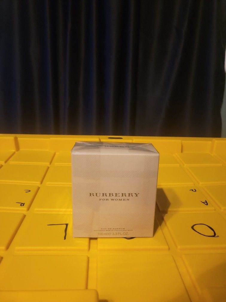 Burberry For Women Natural Spray Vaporisateur Perfume