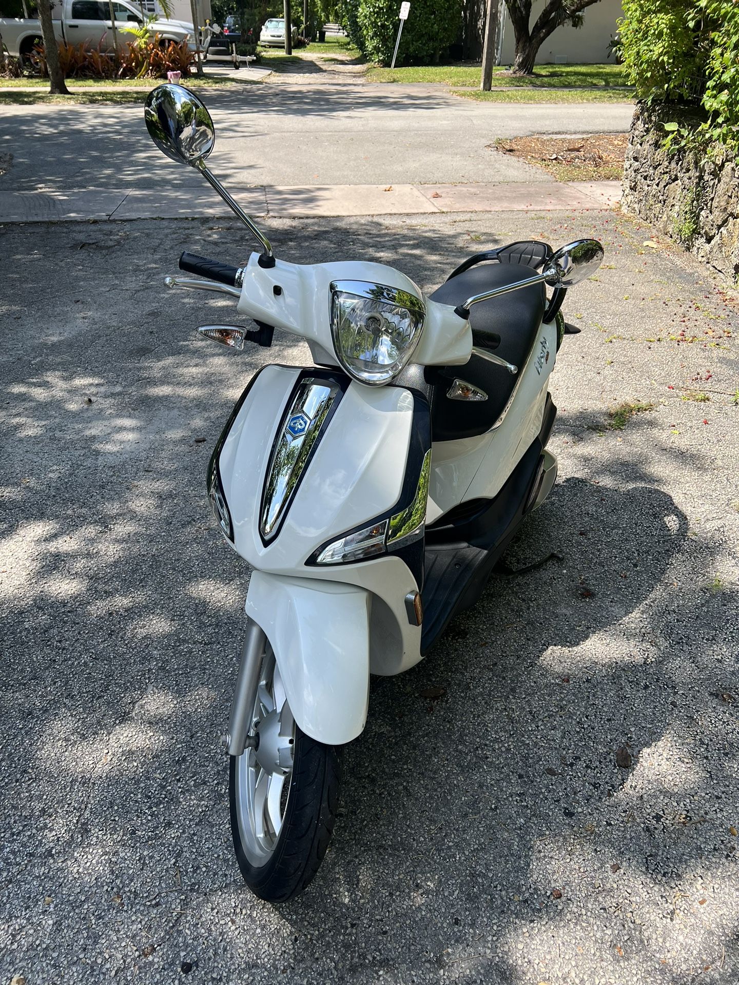 Scooter piaggo 150cc 2021 For Sale