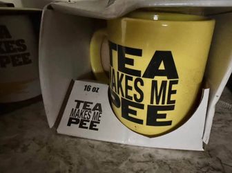 Tea Makes me Pee Mug
