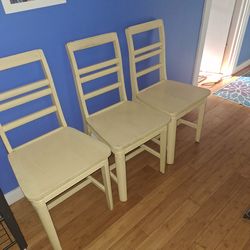 3  dining  solid Wood chairs
