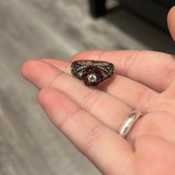 Red Vancaro rose ring
