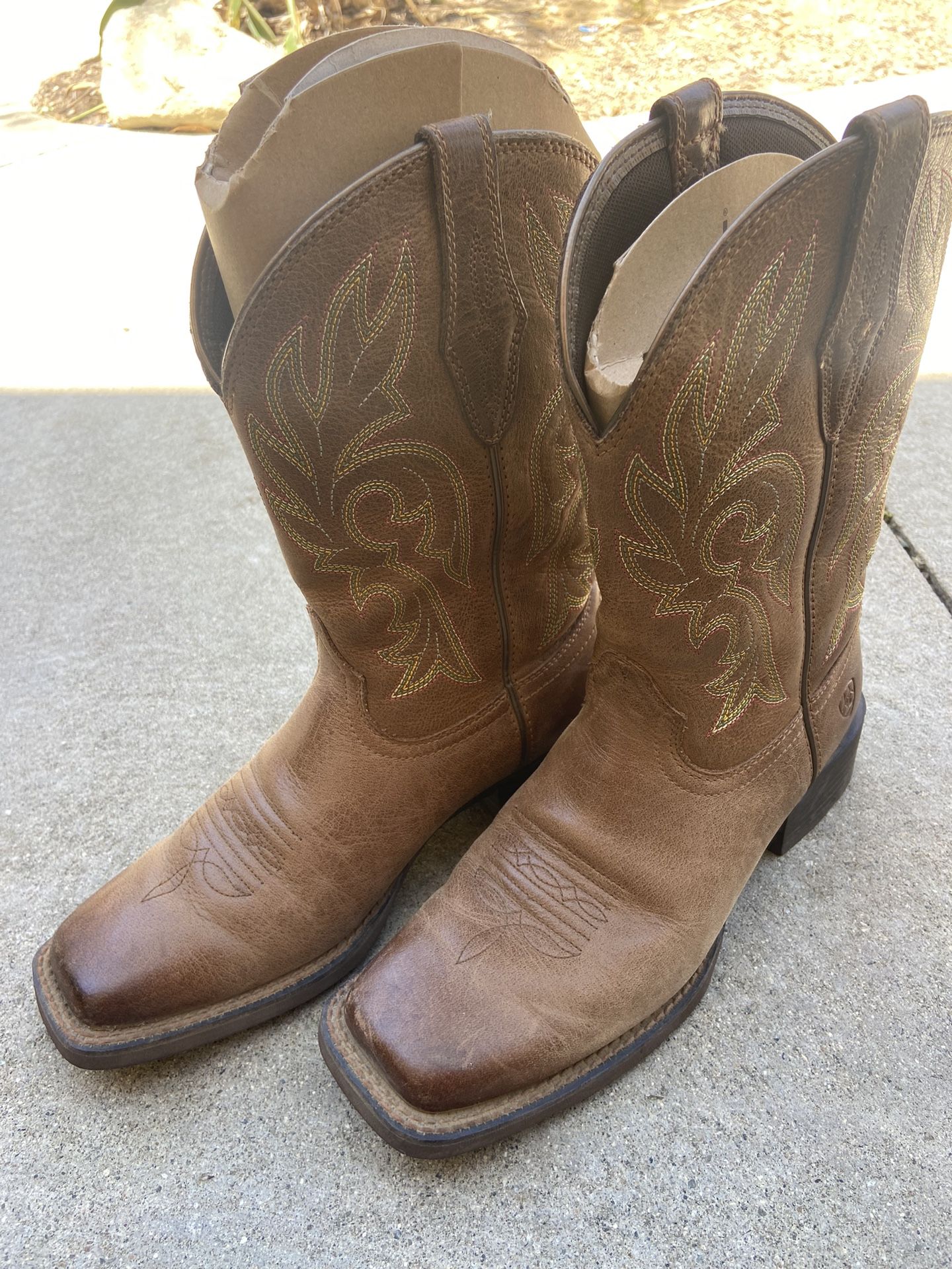 Ariat Women’s Boots 7.5