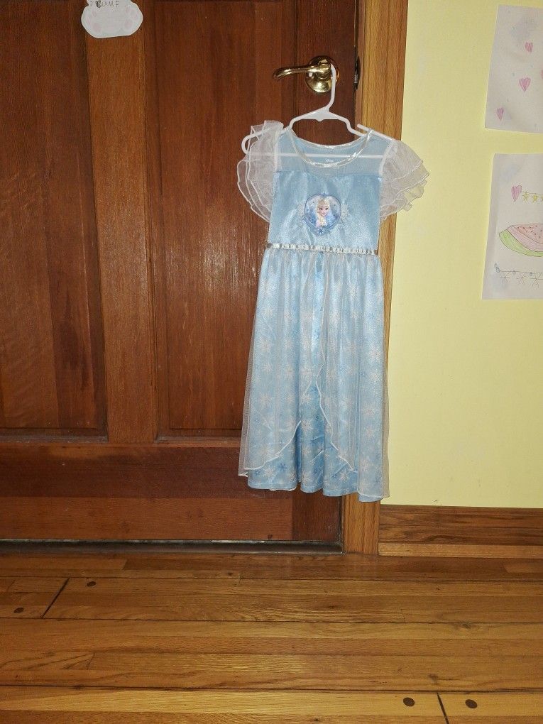 Disney Elsa Frozen Dress Or PJ Size 5