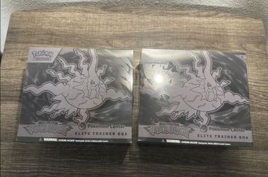Pokemon Center Pitch Black Elite Trainer Box