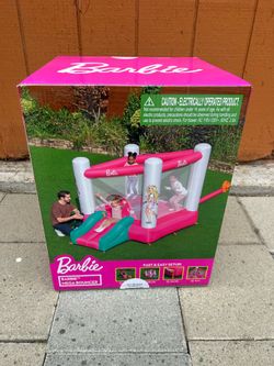 Barbieinflatable bounce house with blower