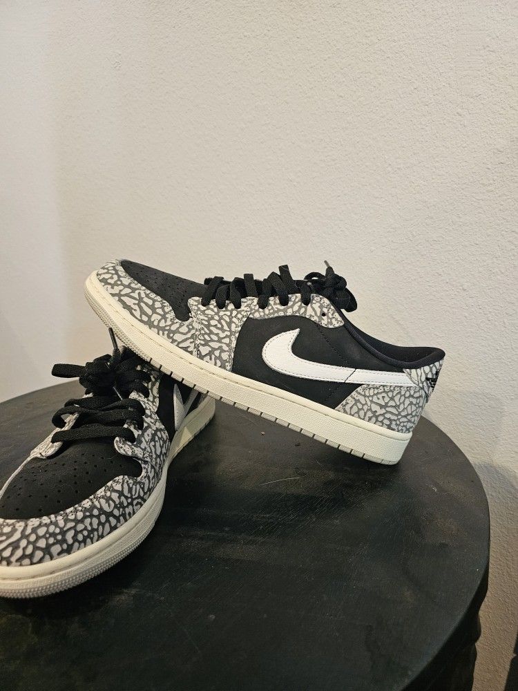 Jordan 1 Low Size 11 Black/Cement