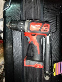 Milwaukee M18 FUEL 1/2” Hammer Drill/Driver