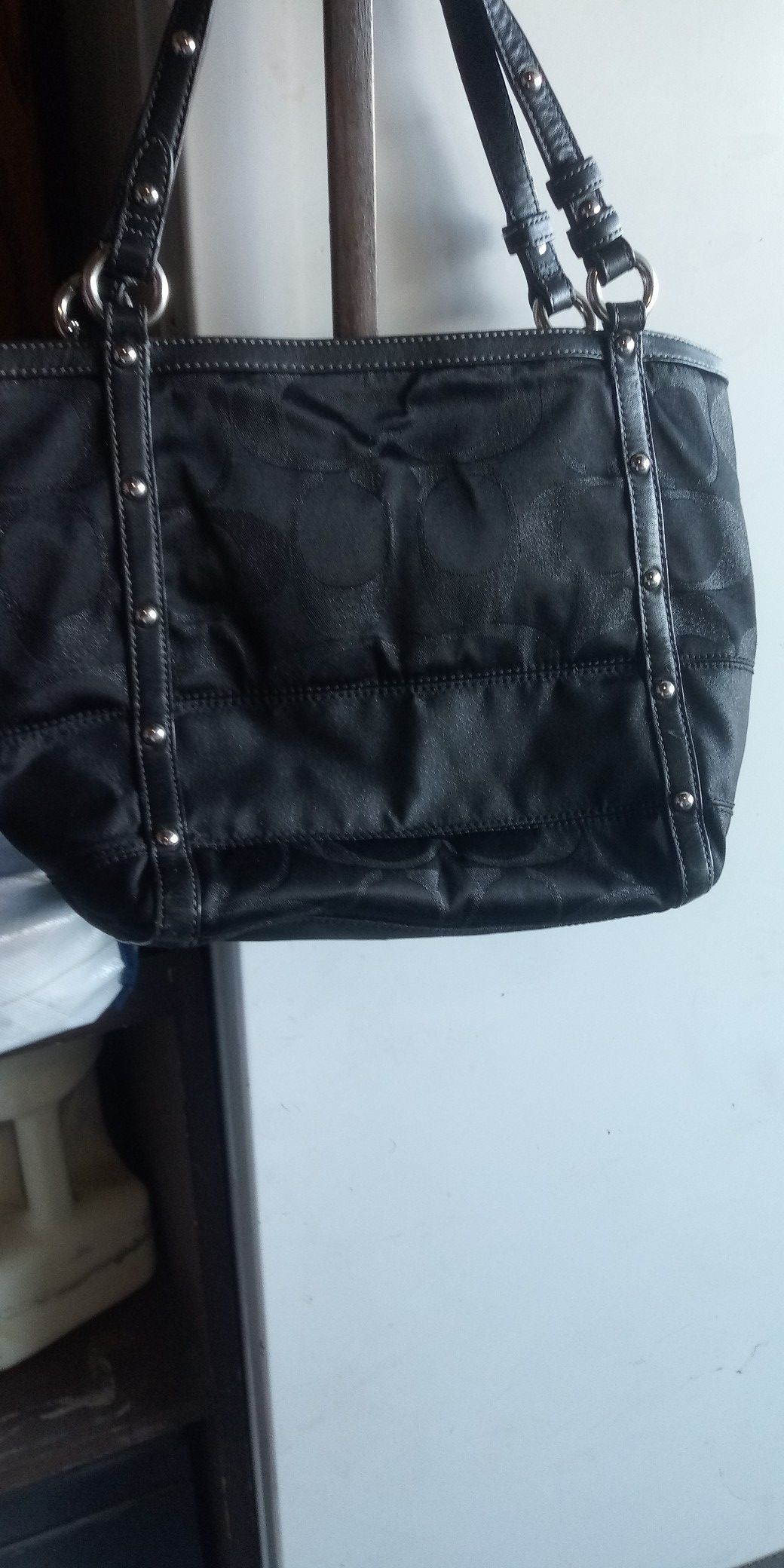 LADIES COACH PURSE