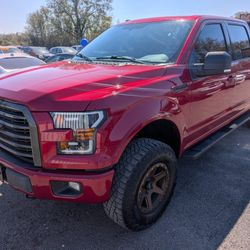 2017 Ford F-150 XLT 4x4, 126k Miles, Leather, Navigation, Sunroof, EASY FINANCING!