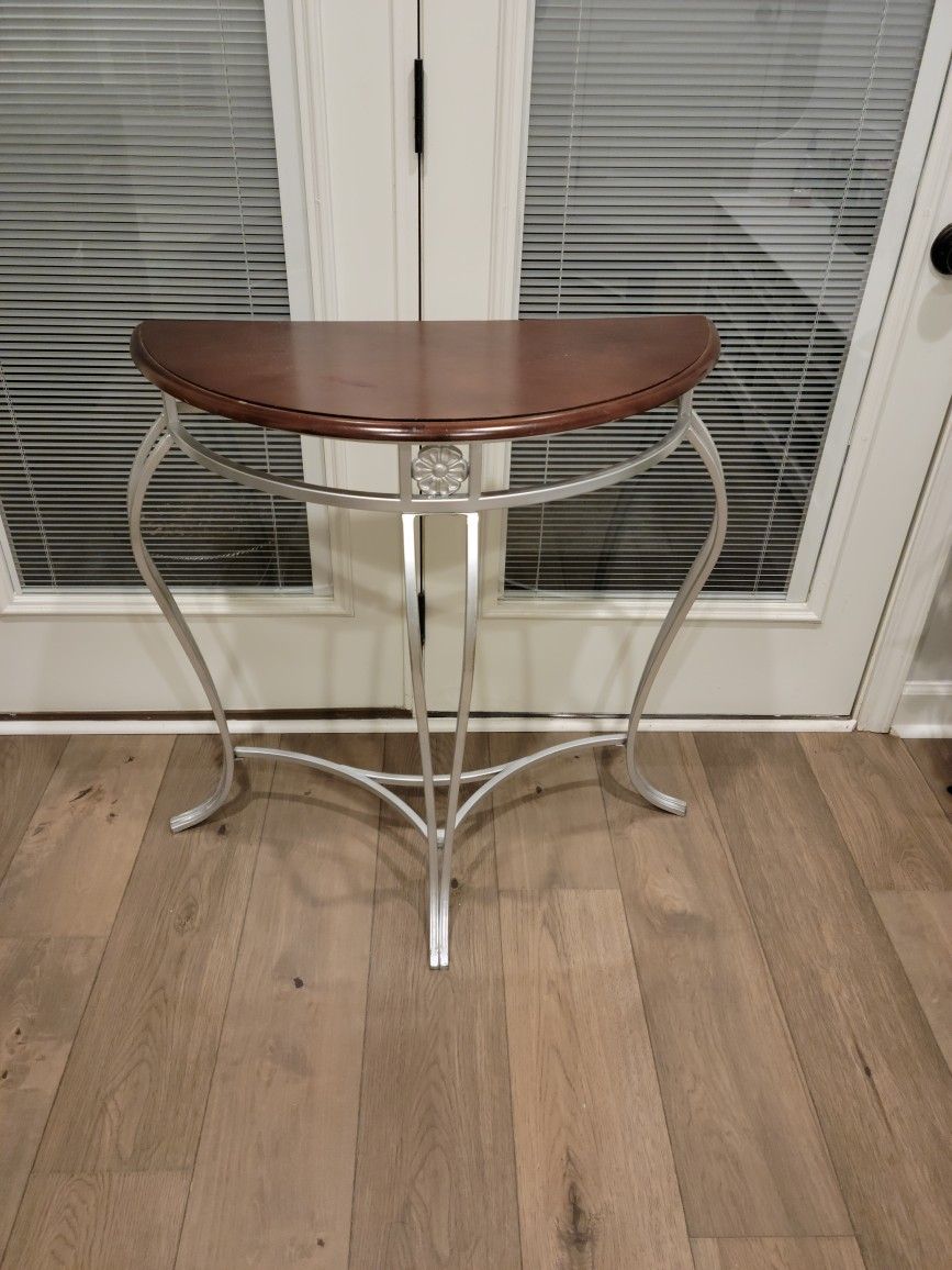 Entry Way Table