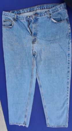 2 pairs of men's jeans