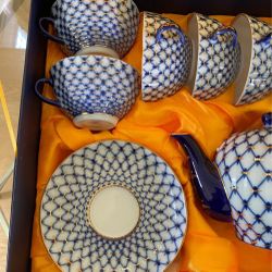 Lomonosov Cobalt Net porcelain tea set