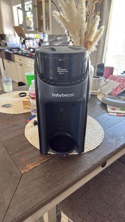 Baby Brezza  formula pro advance