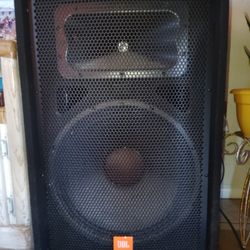  15in JBL JRX 100 