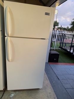 fridge-refrigerador Frigidaire