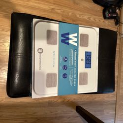 Weight scale with Bluetooth connecting brand new in box never opend Conair brand