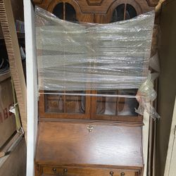 Jasper 843-American Antique cabinet