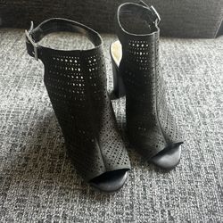 Vince Camuto  Heels
