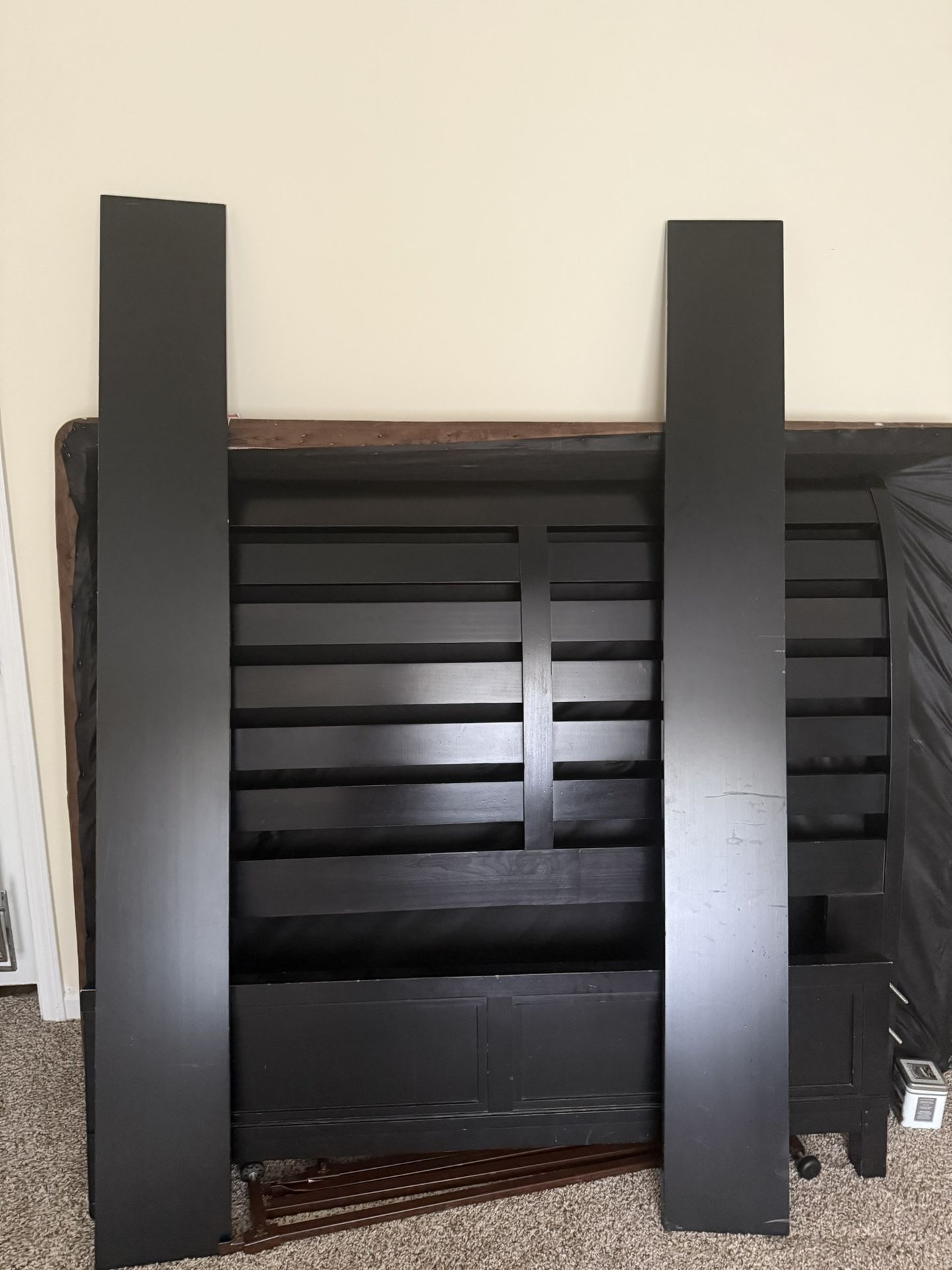 Queen Bed Frame & box Spring