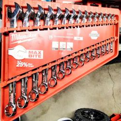 MILWAUKEE SAE Combination Wrench Set 15Pc.