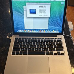 MacBook Pro - 13 - 2.4 i5 - 8gb - 256gb SSD - Awesome 