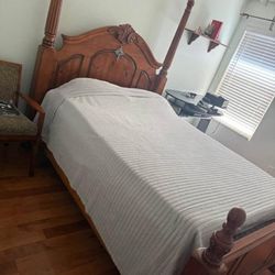 Queen Bedframe With Mattress And Box Spring