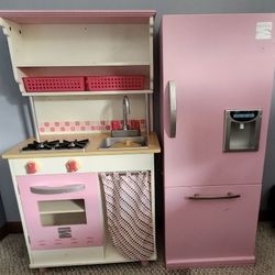 Play Kitchen