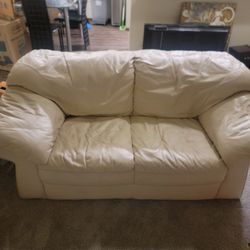 COUCH AND LOVE SEAT MUST PICK UP IMMEDIATELY