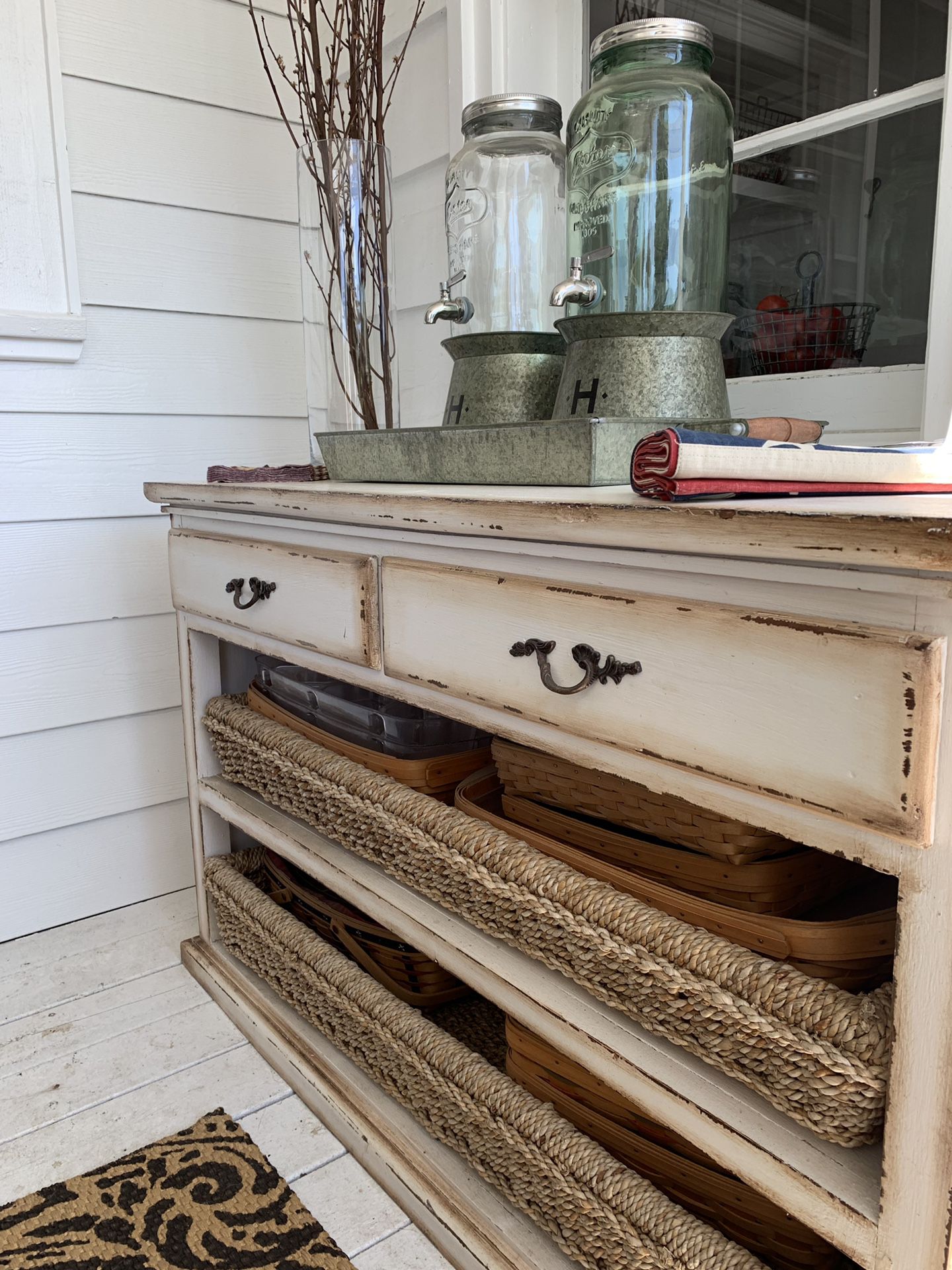 Buffet/Console table