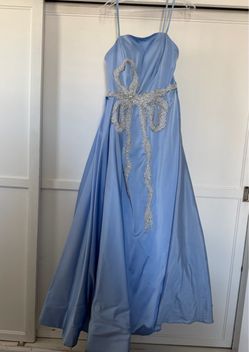 Vestido de fiesta del diseñador Mac Duggal