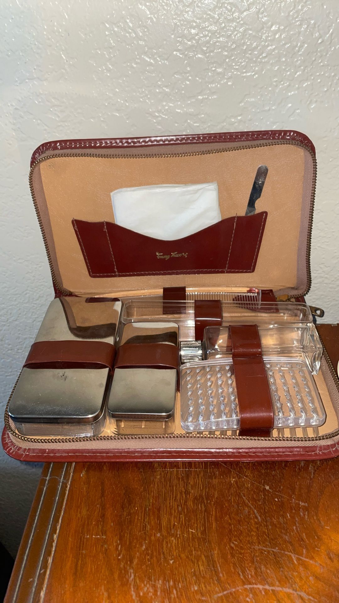 Vintage Leather Travel Toiletries Bag