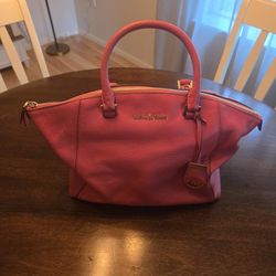 Michael Kors Riley Large Satchel – Watermelon Pink Pebbled Leather, Gold Hardware
