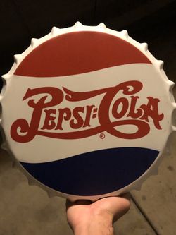 Retro Pepsi Bottle Cap Decor