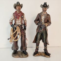 2 Western Cowboy Standing Figurines With Detailed Features Wild Western Home Decor
Made of Resin.
Height: 16 1/4"
Please read description for Location