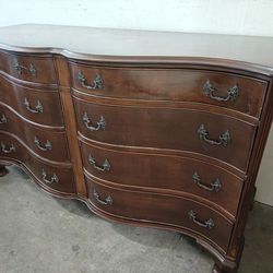 Antique Mahogany Dresser Chest Of Drawers 
