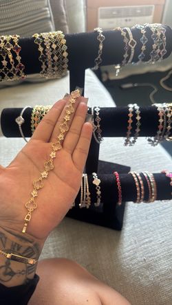 Bracelet