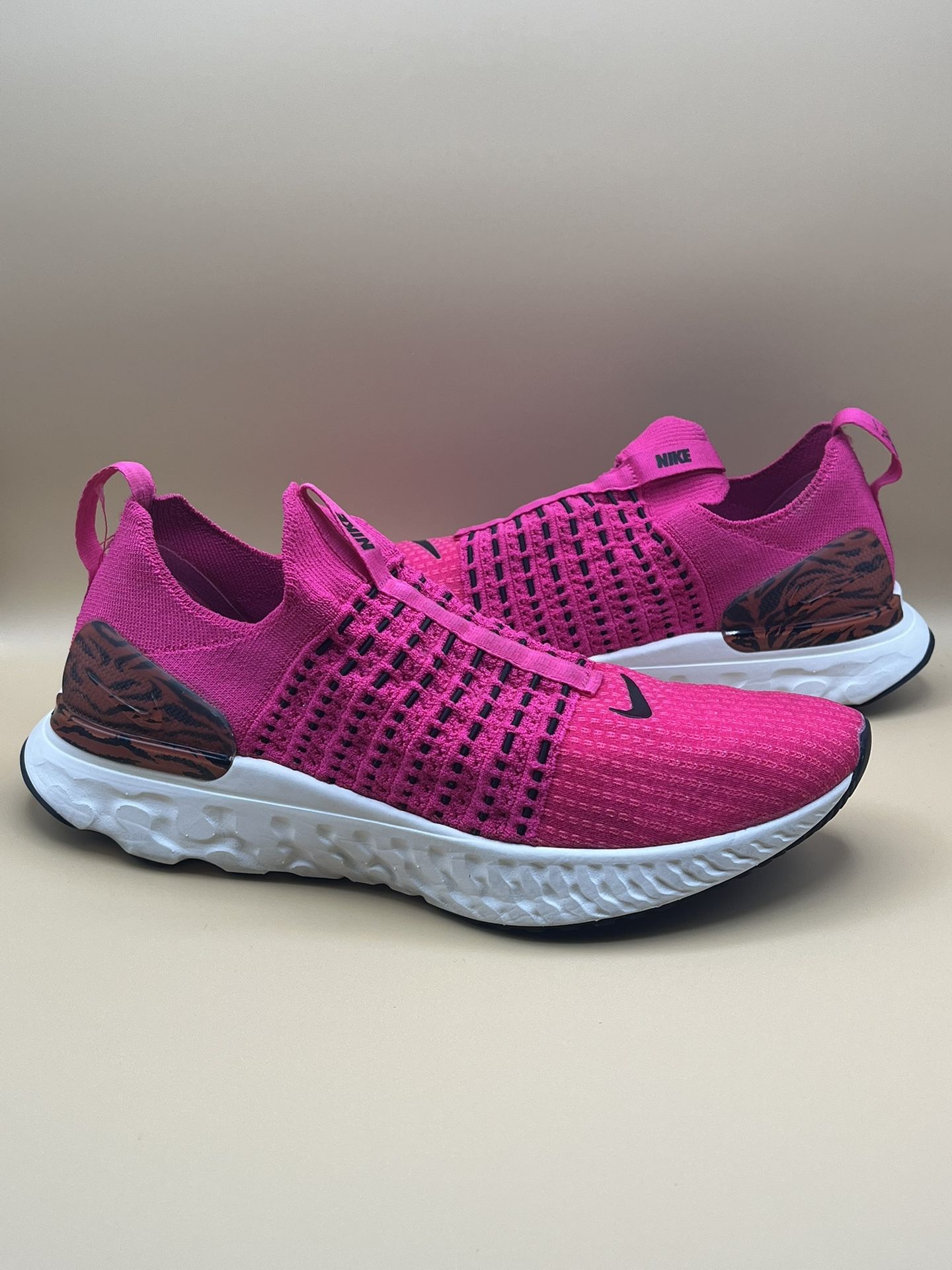 Nike React Phantom Run Flyknit 2 Pink Zebra Running Shoes - Women’s Size 11.5