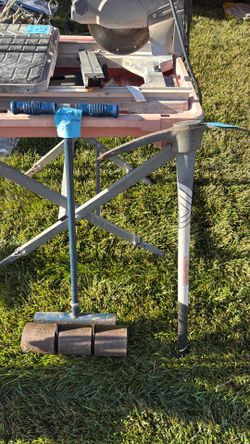 Heavy duty floor roller