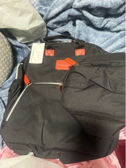 Diaper bag w pail